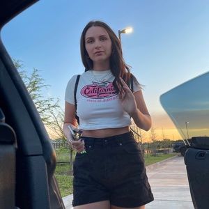 Meet your Posher, Kenzie